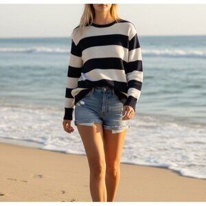 Brandy Melville Navy Beige Cotton Striped Crewneck Womens Sweater size Medium